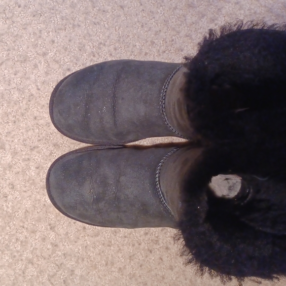 Woman's ugg boots - Picture 6 of 7